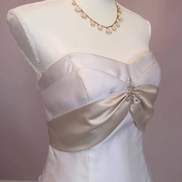 NWT Alfred Angelo Wedding Dress - Picture 3 of 4